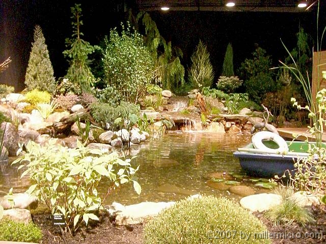 070323FlowerShow620 ...which, from behind the 