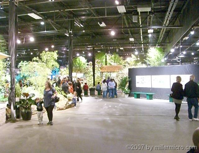 070323FlowerShow700 